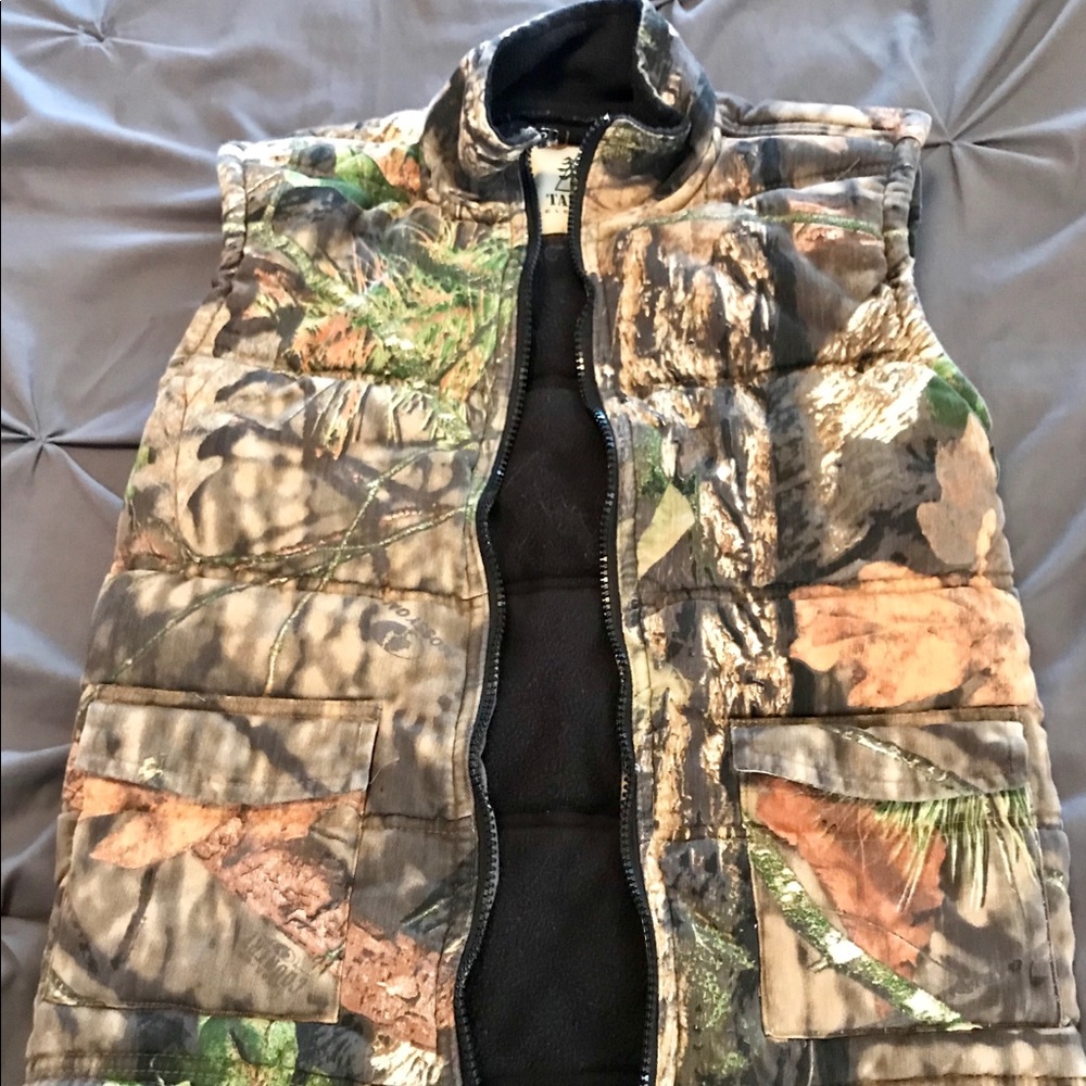 Insulated camo vest
